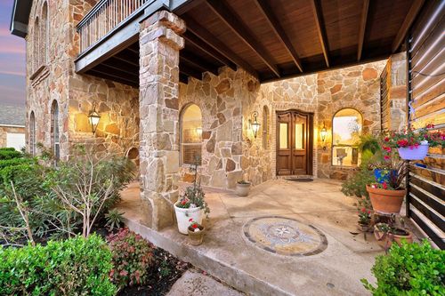 740 Nelson Ranch Rd, Cedar Park, TX, 78613-4667 | Card Image