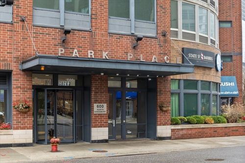 apt-1614-600 N Kingsbury St, CHICAGO, IL, 60654-8125 | Card Image