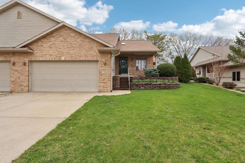 734 8th Street Street, Prairie Du Sac, WI, 53578 | Card Image