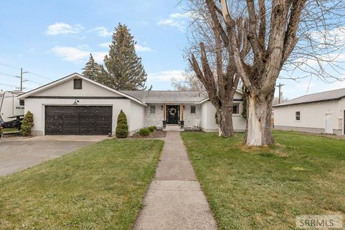 218 S Teton Ave, Sugar City, ID, 83448-1172 | Card Image