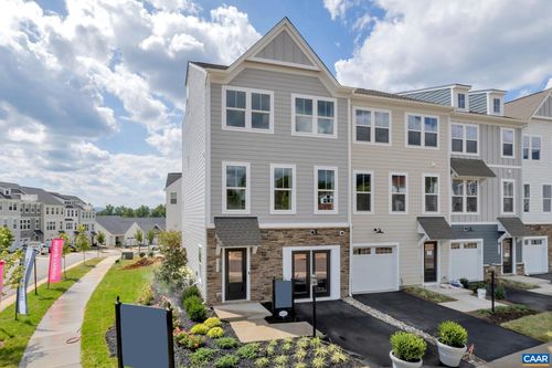 5988 Cling Ln, CROZET, VA, 22932-9403 | Card Image