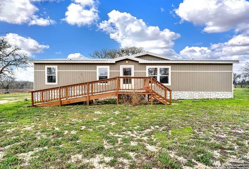 345 Shorthorn Rd, Stockdale, TX, 78160-6119 | Card Image