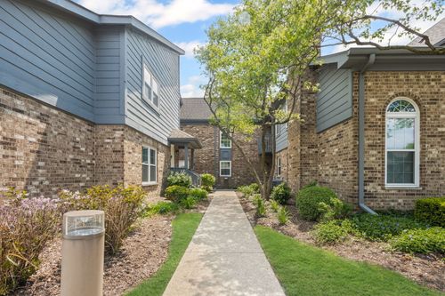 11-131-11 Foxcroft Rd, Naperville, IL, 60565-2393 | Card Image