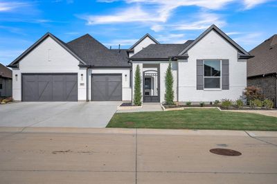 8712 Latite Lane, House other with 3 bedrooms, 3 bathrooms and null parking in Denton TX | Image 2