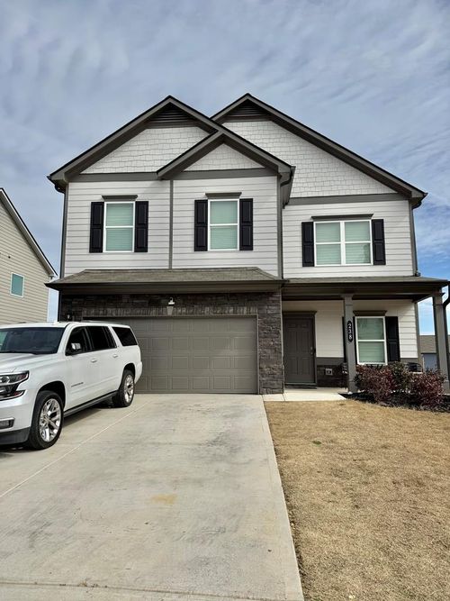 238 Treadstone Dr, Dalton, GA, 30720-6232 | Card Image