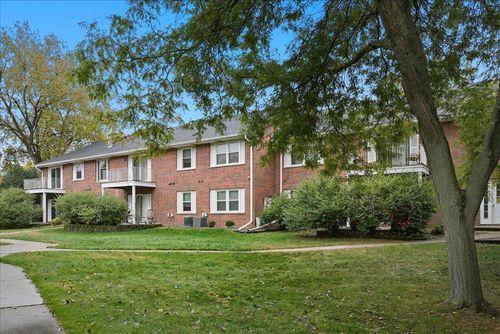 apt-a-6337 Alderwood Cir, Woodbury, MN, 55125-1187 | Card Image