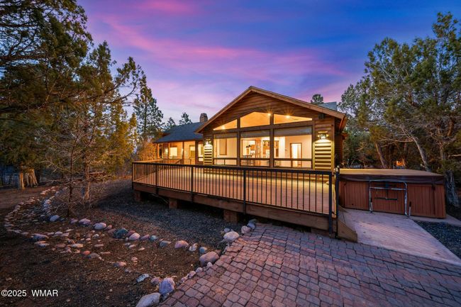 Expansive Back Deck | Image 6