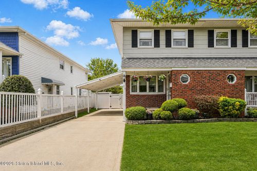 23 Ramblewood Ave, Staten Island, NY, 10308-2646 | Card Image