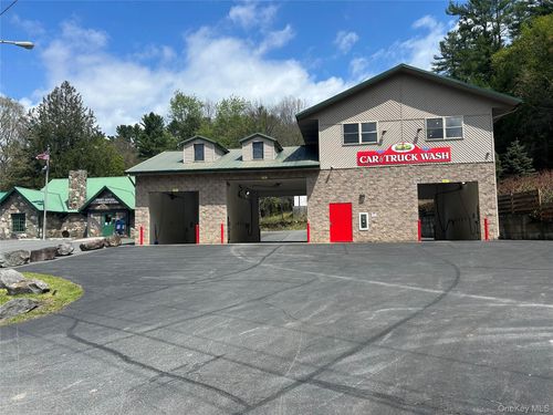 4, 6, 8 Yulan Barryville Rd, Barryville, NY, 12719-5414 | Card Image