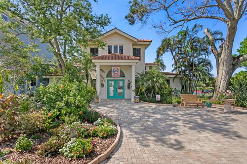 1632 Sea Breeze Dr, TARPON SPRINGS, FL, 34689-2028 | Card Image