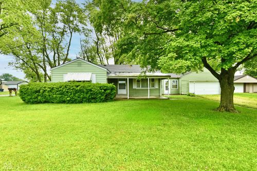 415 N 3rd St, Elwood, IN, 46036-1426 | Card Image