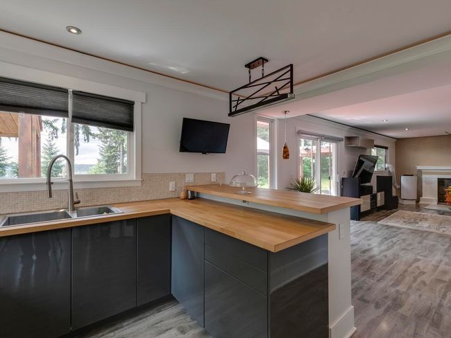 26521 Lougheed Highway, House other with 1 bedrooms, 1 bathrooms and 10 parking in Maple Ridge BC | Image 20