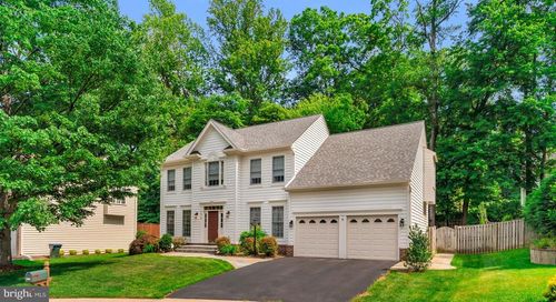 9515 Holly Prospect Ct, Burke, VA, 22015-4275 | Card Image