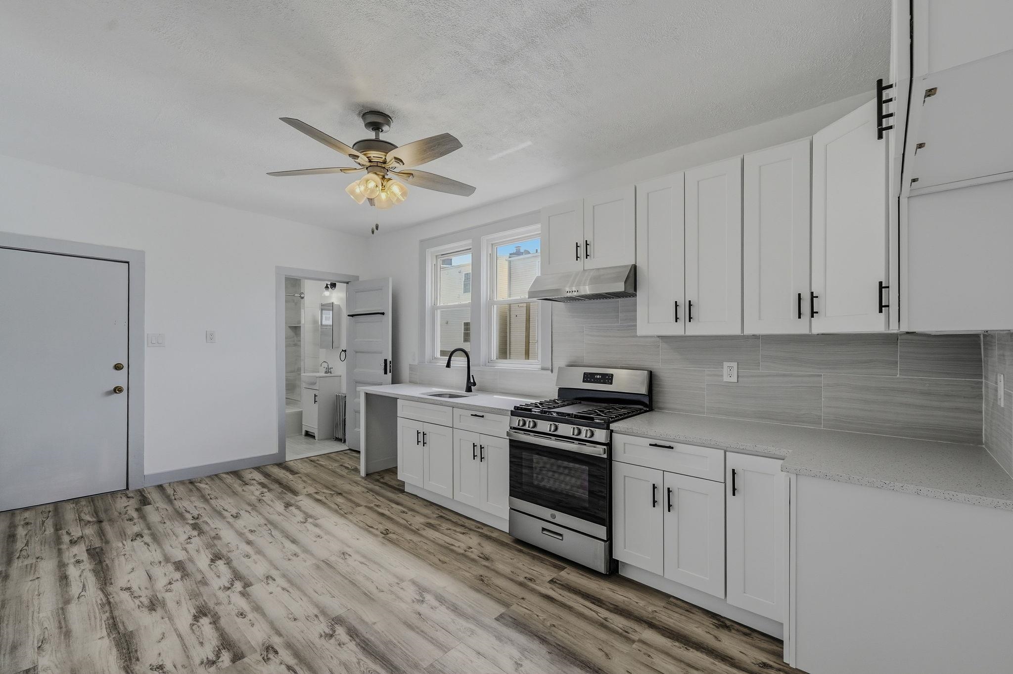 Residential Lease in Kearny