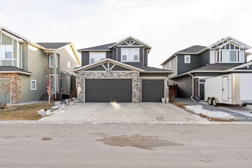 1402 Price Rd, Carstairs, AB, T0M | Card Image