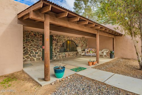 8714 N Dead Mans Gulch Rd, Florence, AZ, 85132-9181 | Card Image