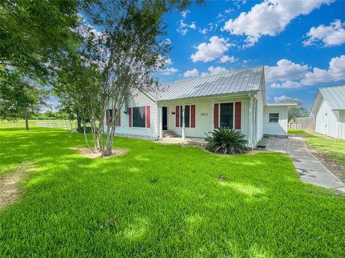 18027 W Clover Ln, Alvin, TX, 77511-1207 | Card Image