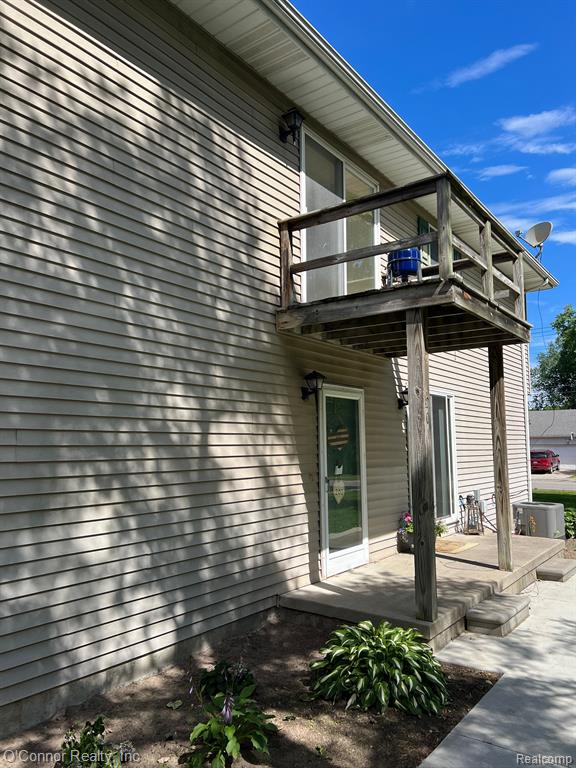 16th St, Marysville, MI 48040
