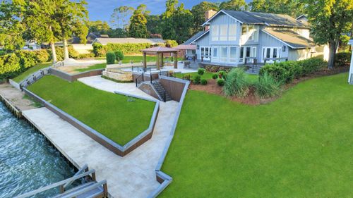 457 Santee Dr, Santee, SC, 29142-9304 | Card Image