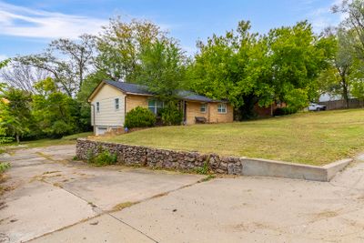 7 E Texas Ave, House other with 4 bedrooms, 2 bathrooms and null parking in COLUMBIA MO | Image 3