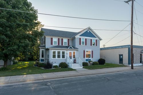 404 1st St S, Montgomery, MN, 56069-1606 | Card Image