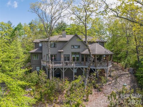 536 Hawk Mountain Rd, Lake Toxaway, NC, 28747-8610 | Card Image