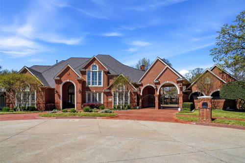 3302 Sweet Gum Ln, Grapevine, TX, 76051-7155 | Card Image