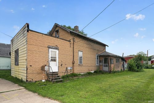 422 Michigan Ave, Logansport, IN, 46947-2607 | Card Image