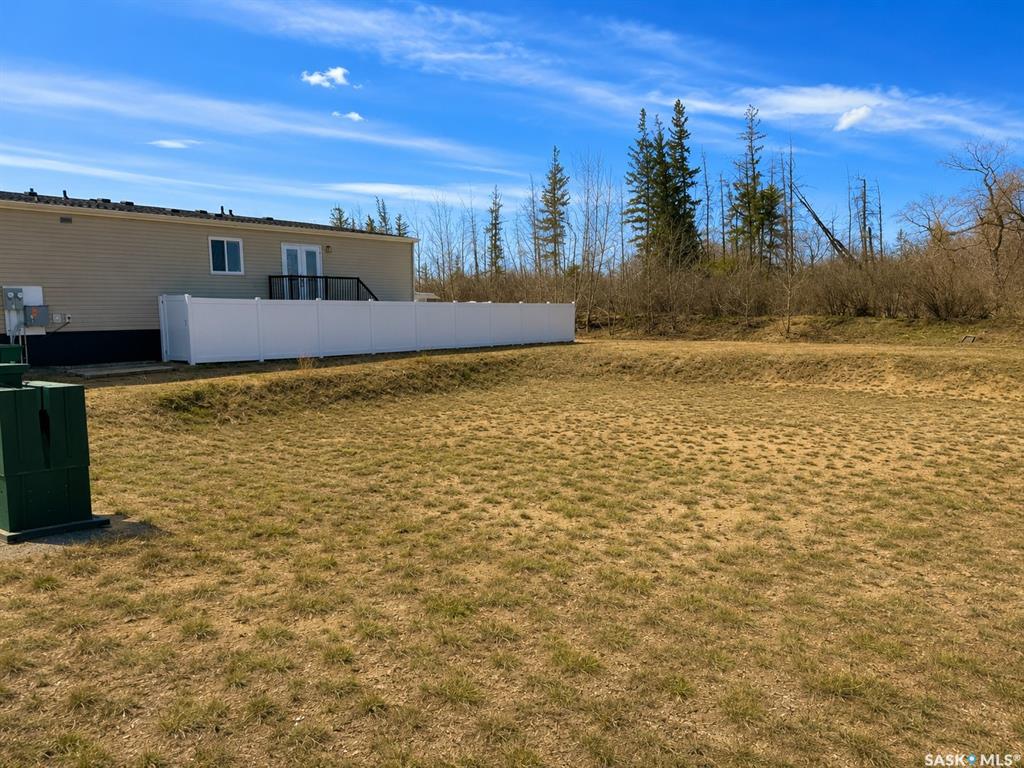 Land in Pilot Butte