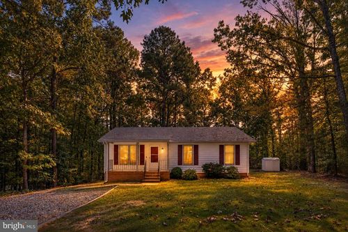 20109 Paradise Ln, RUTHER GLEN, VA, 22546-3925 | Card Image