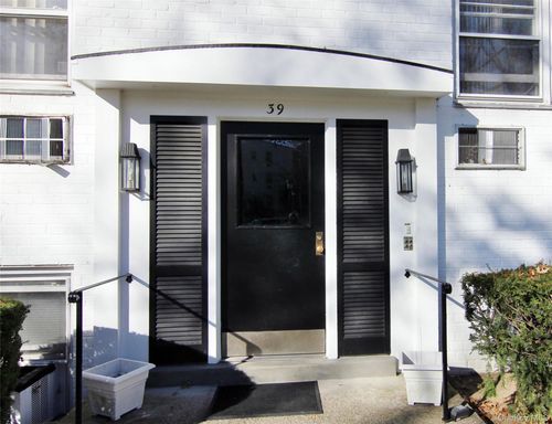 apt-a-39 Avon Cir, Rye Brook, NY, 10573-2014 | Card Image