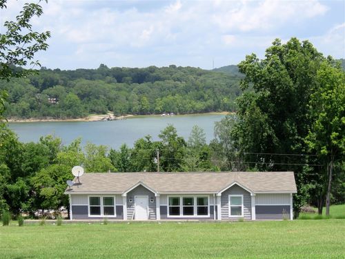 135 Paradise Way, Mammoth Cave, KY, 42259-7706 | Card Image