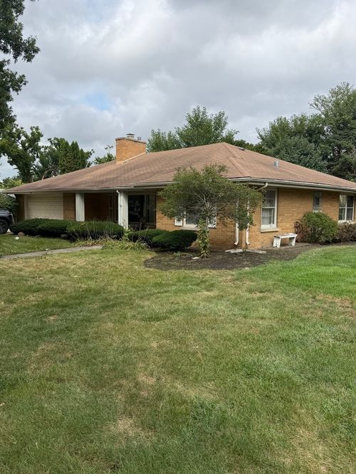 435 S Stratford Ave, Elmhurst, IL, 60126-4122 | Card Image