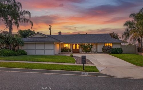 26175 Mirada St, Highland, CA, 92346-2009 | Card Image