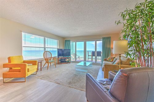 401-17200 Gulf Blvd, NORTH REDINGTON BEACH, FL, 33708-1345 | Card Image