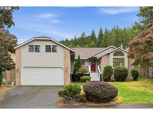 13841 Se Hampshire Ct, Happy Valley, OR, 97086-1650 | Card Image