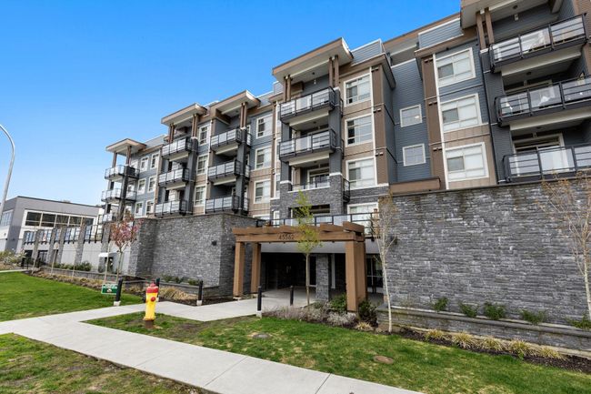 502 - 45562 Airport Road, Condo with 1 bedrooms, 1 bathrooms and 1 parking in Chilliwack BC | Image 3