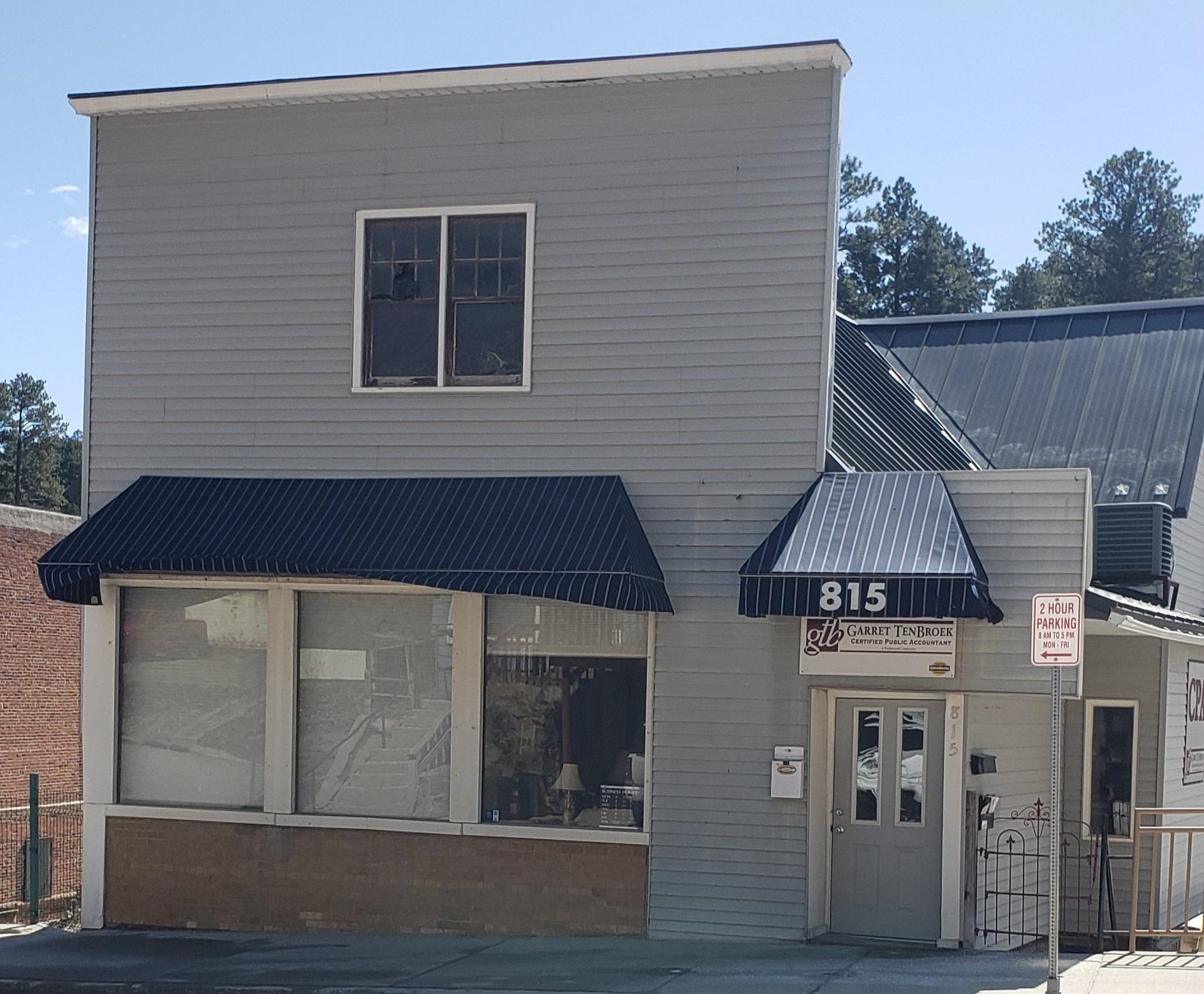 Commercial Sale in Lead 4