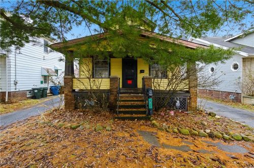 7923 Jameson Rd, Parma, OH, 44129-2825 | Card Image