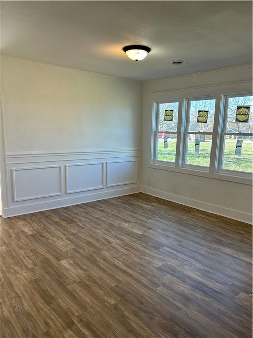 311North Main Avenue, Lincoln, AR, 72744 | Card Image