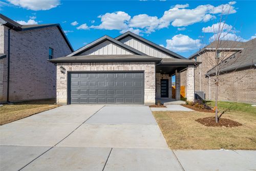 704 Hemingway Lane, Lowry Crossing, TX, 75407 | Card Image