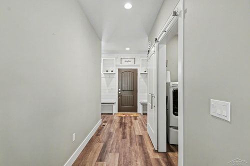 8674 Oakhill Dr, Freeland, MI, 48623-8961 | Card Image