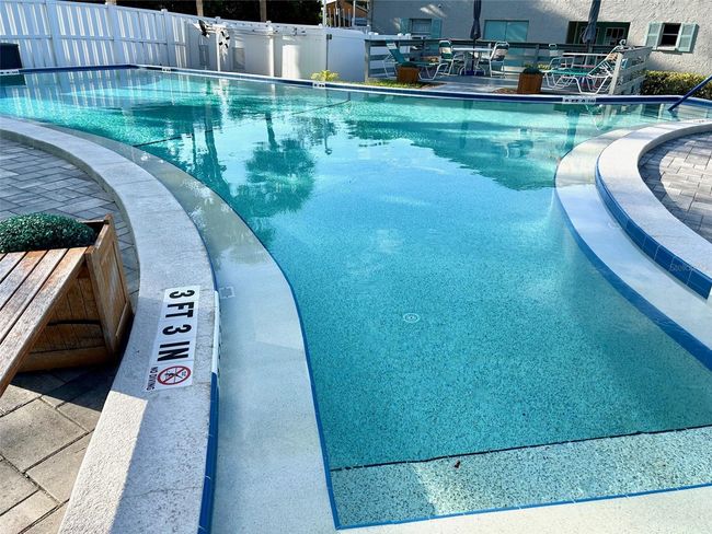 515 - 3272 Lake Bayshore Dr, Condo with 2 bedrooms, 2 bathrooms and null parking in BRADENTON FL | Image 5