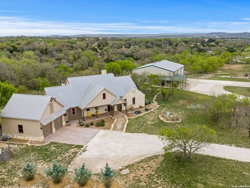 1503 Funf Kinder Rd, Fredericksburg, TX, 78624-7855 | Card Image