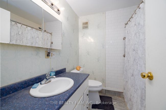 1707 Hansuld St, Home with 6 bedrooms, 2 bathrooms and 4 parking in London ON | Image 29