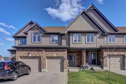 33 Mussen St, Guelph, ON, N1E0K3 | Card Image
