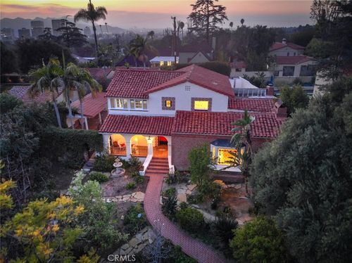 1205 Cortez Dr, Glendale, CA, 91207-1809 | Card Image