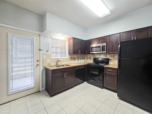 apt-323c-500 Ferry Rd, Galveston, TX, 77550-3182 | Card Image