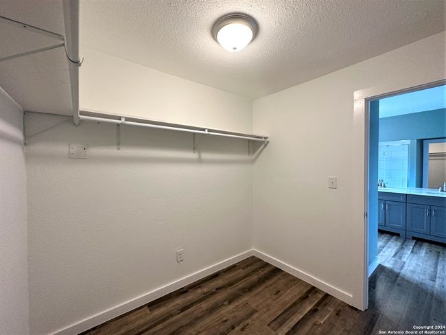 124 Herweck Dr, House other with 4 bedrooms, 3 bathrooms and null parking in Castle Hills TX | Image 24
