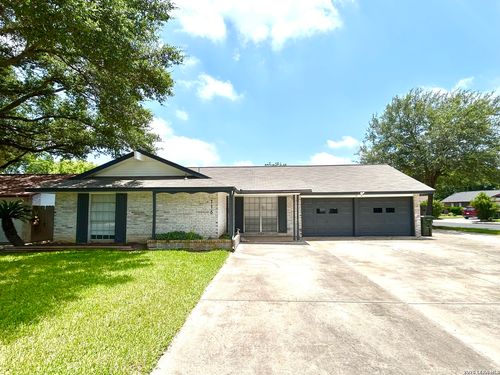 116 Roundtree Dr, Schertz, TX, 78154-2444 | Card Image